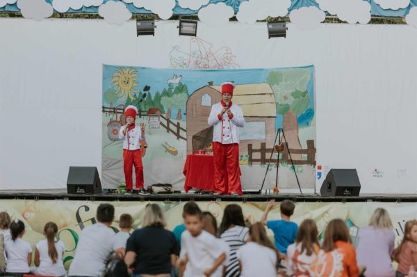 Ogulinski festival bajke predstavlja kolekciju bajkovitih Startas tenisica